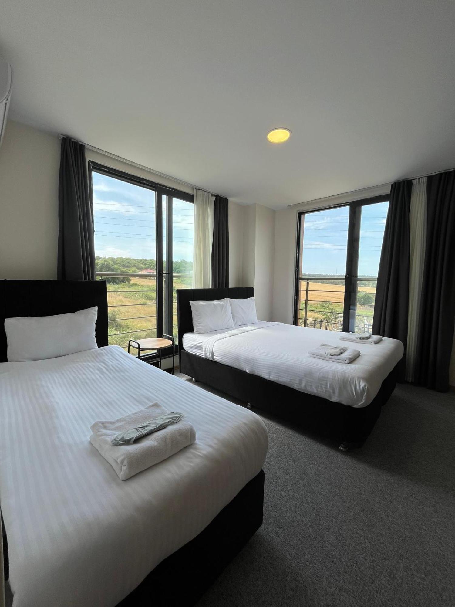 New Garden Airport Hotel Arnavutkoy Екстер'єр фото